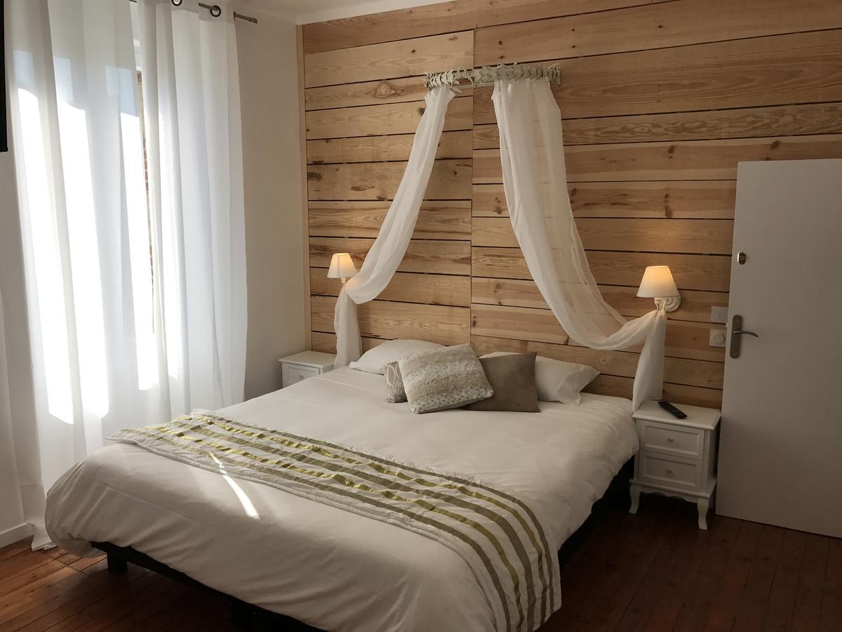 L'Hostellerie De Sevremont Saint-Michel-Mont-Mercure Екстер'єр фото