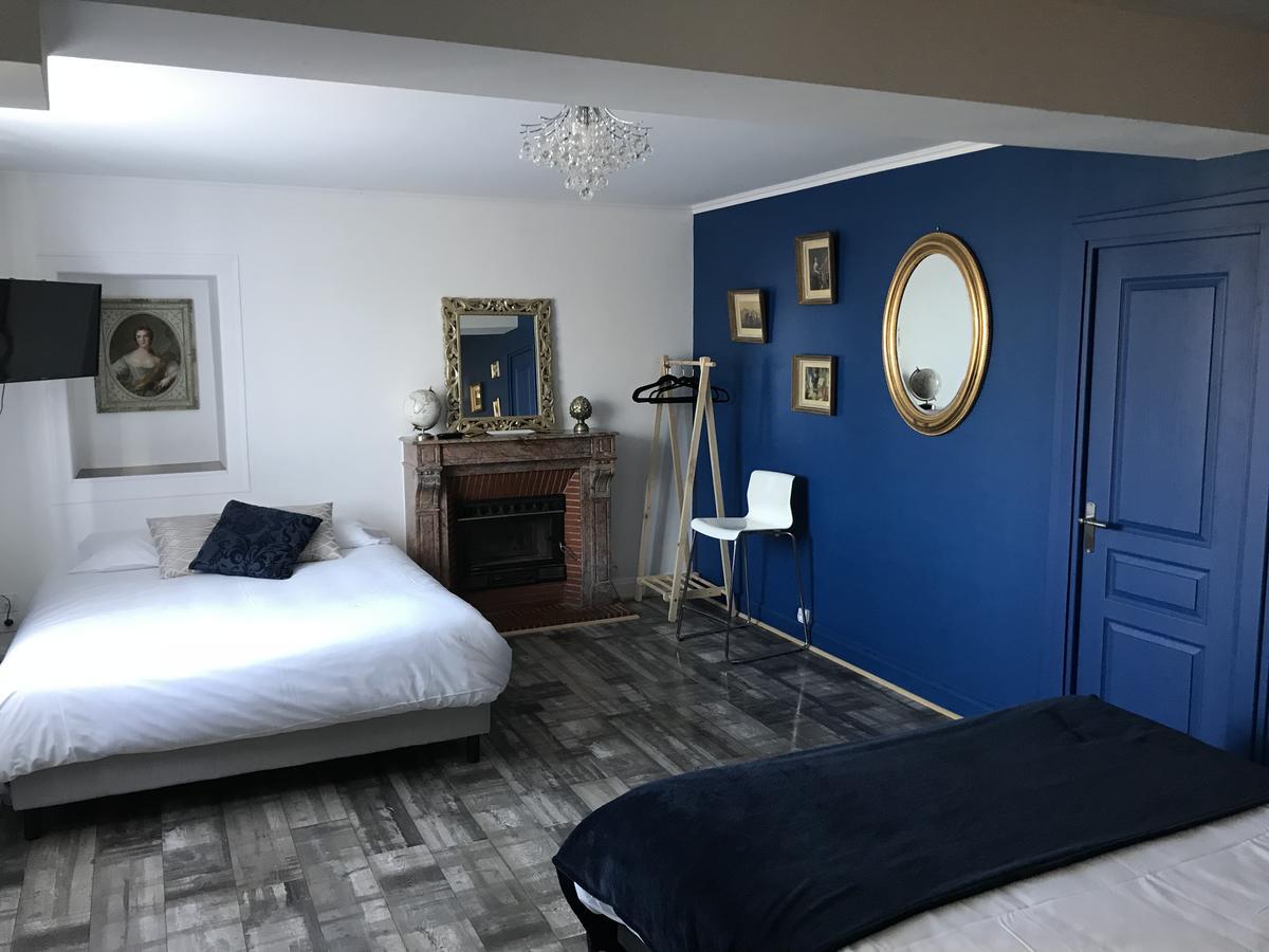L'Hostellerie De Sevremont Saint-Michel-Mont-Mercure Екстер'єр фото